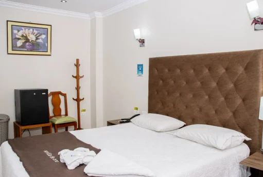 1 Q9d2hmxypukrbv184jtwcidbynx4lq0hicy9bjcz00